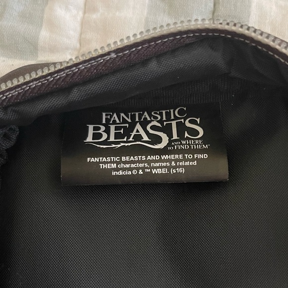 OFFICIALLY LICENSED “Fantastic Beasts and Where to Find Them” Pencil Case - Picture 6 of 6
